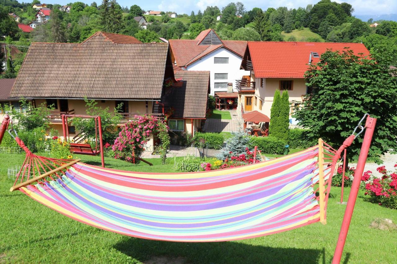 Pensiunea Dealul Frumos Bran  Exterior foto