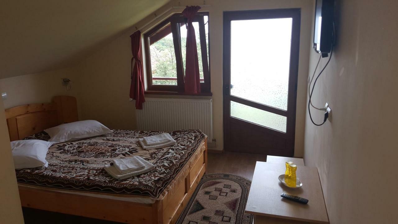 Pensiunea Dealul Frumos Bran  Exterior foto