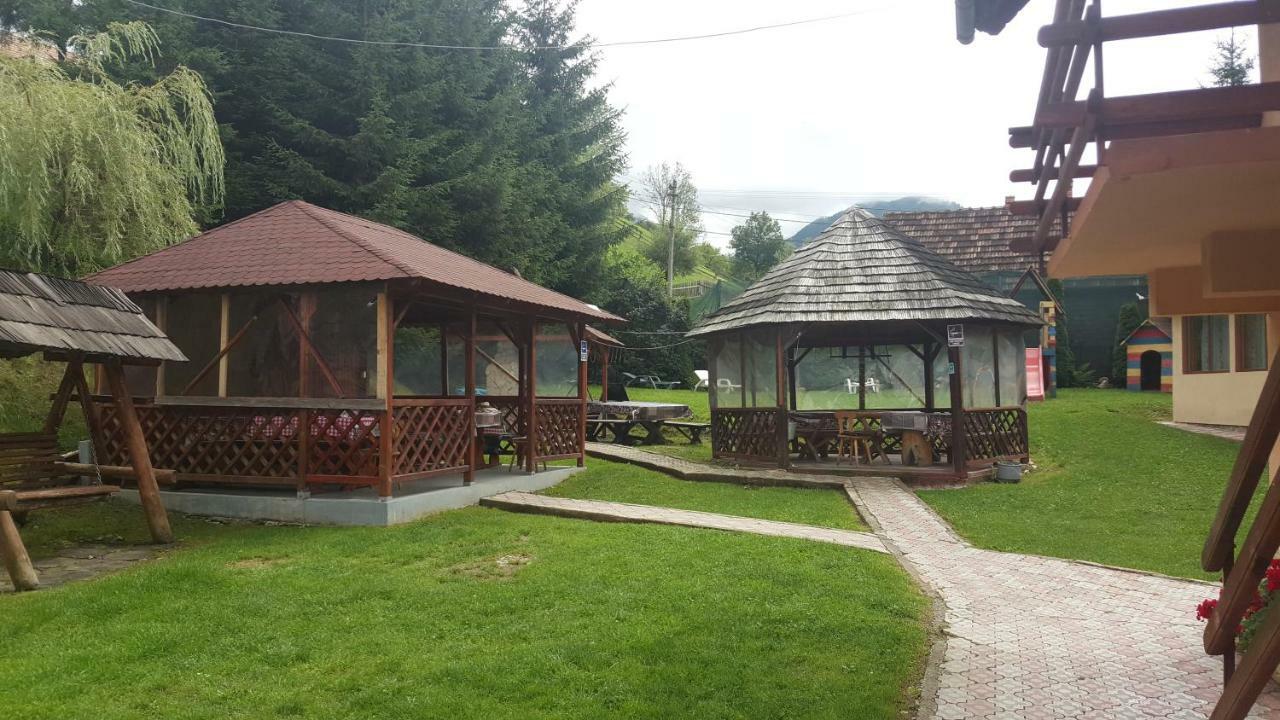 Pensiunea Dealul Frumos Bran  Exterior foto